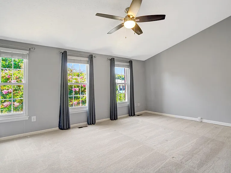 6063 Hydrangea Dr — Photo 22