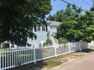 39 Sumner St, Hull, MA 02045