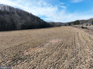 Northwestern Pike, Shanks, WV 26761