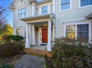 33 Stirling Rd, Bernardsville, NJ 07924
