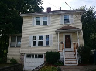 9 Rickerhill Rd, West Roxbury, MA 02132
