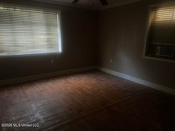 5th image of 353 Foster Mound Rd