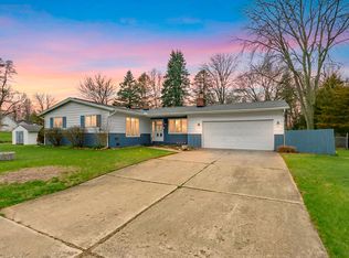 159 Kings Ln, Battle Creek, MI 49014