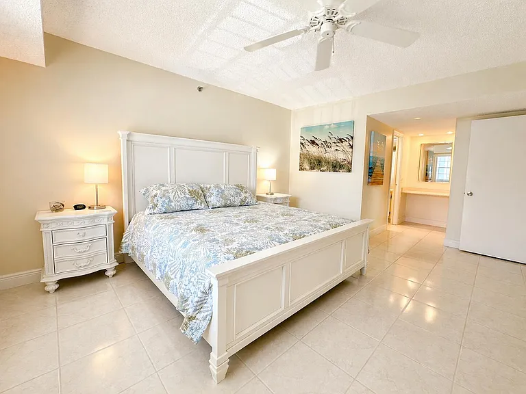 4015 W Palm Aire Dr #205 — Photo 8