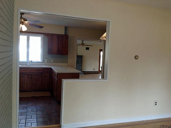5th image of 8 Pine Knob Dr