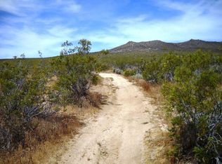 20 Red Canyon Jeep Trl, Chiriaco Summit, CA 92201