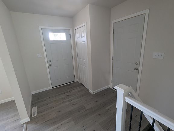 Foyer Entry