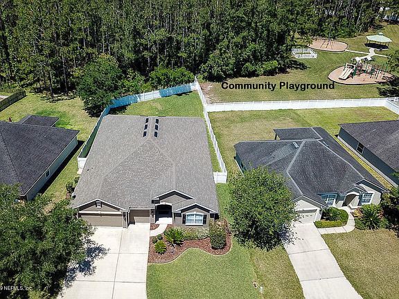 3rd image of 3230 Wandering Oaks Dr