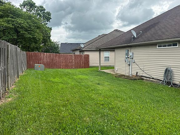 3rd image of 2312 Market Garden Ln