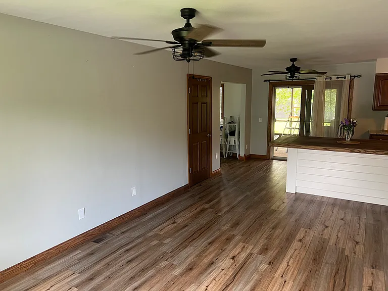 8455 Lehman Rd — Photo 12