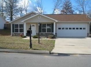 188 Bear Den Ct, Dalton, GA 30721