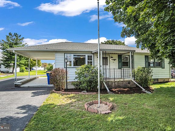 2nd image of 34 Wagner Dr