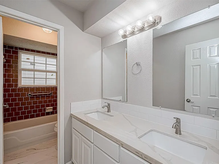 635 Tarpaulin Way — Photo 16