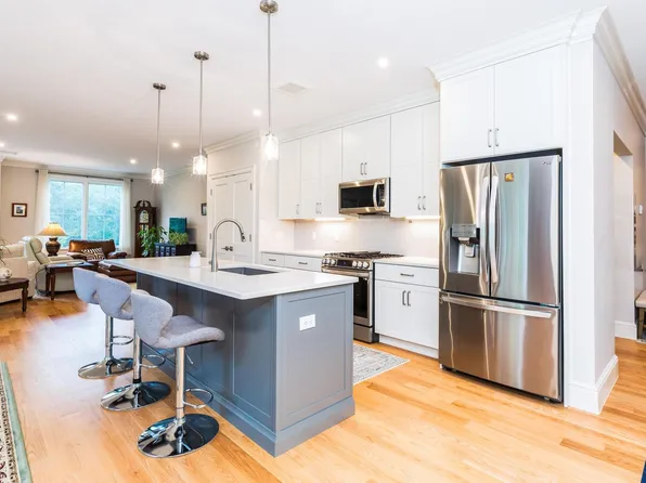 32 Willey Creek Road #402, Exeter, NH 03833