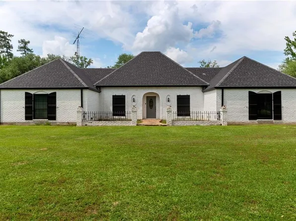 1547 Scroggs Rd, Center Point, LA 71323