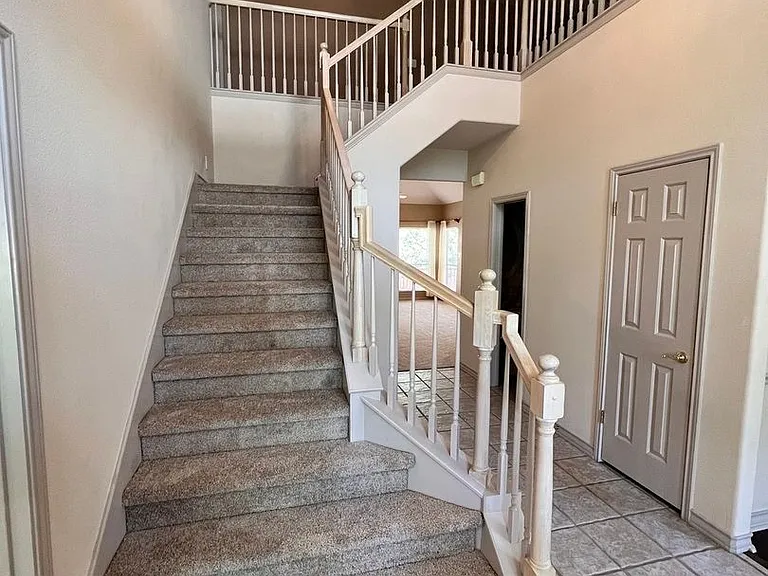 18123 Brookwood Frst — Photo 2
