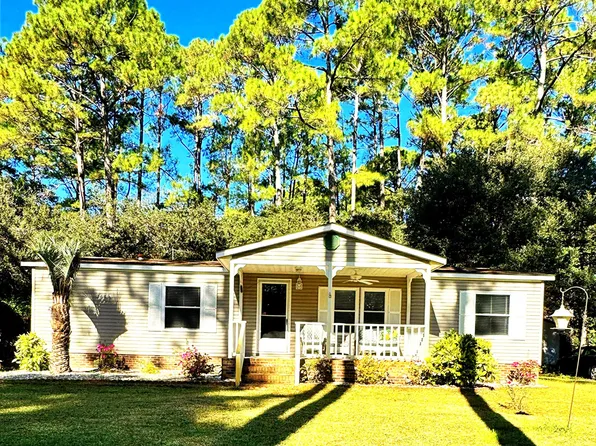 211 Beachwood Drive NW, Calabash, NC 28467