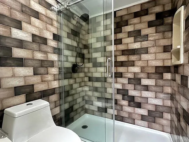 698 Serramonte Dr — Photo 12