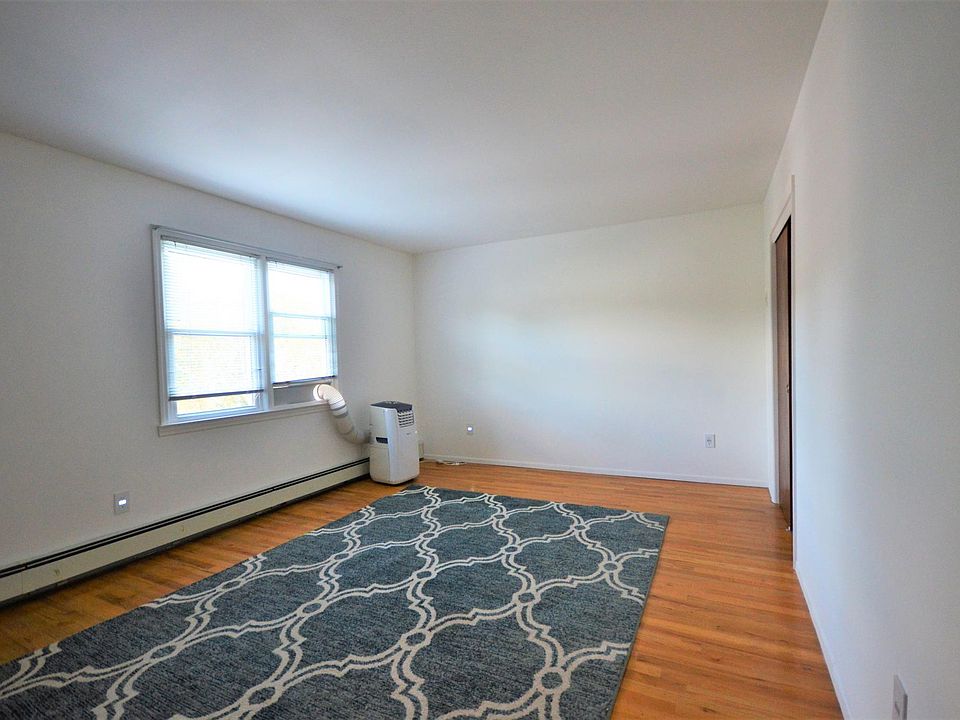 125 Clunie Ave Yonkers NY Zillow