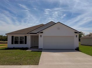 137 Milestone Trl, Crawfordville, FL 32327