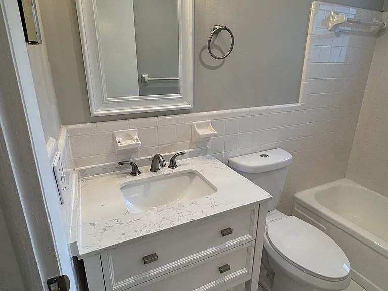 408 New York Ave — Photo 8