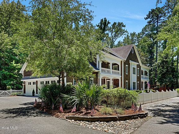 5th image of 6121 Leeward Lane