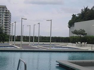 5th image of 1800 N Bayshore Dr APT 2307