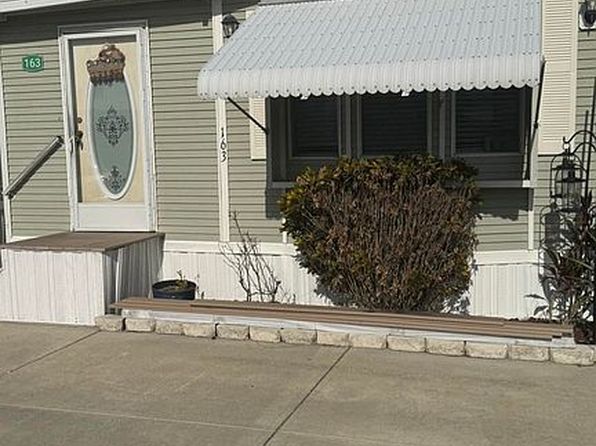 5905 NE Cubitis Ave Lot 163