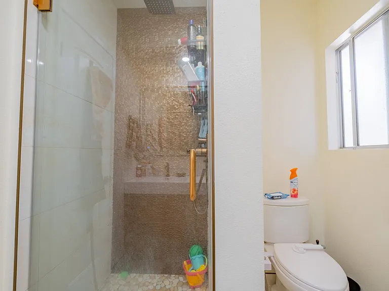 4487 Colbath Ave #106 — Photo 18