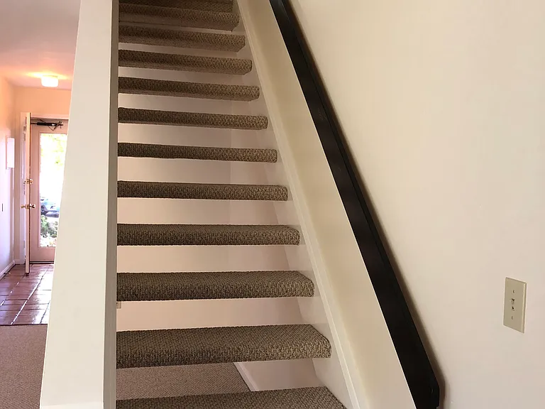9 Overlook Dr — Photo 8