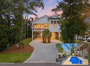 326 NE 55th St, Oak Island, NC 28465