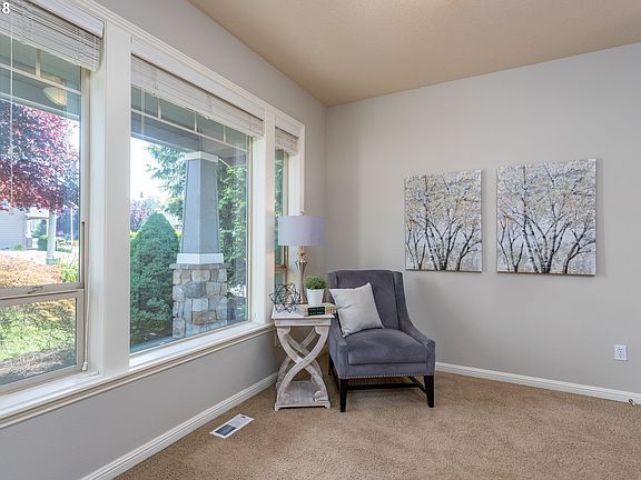4th image of 15955 SE Chardonnay Ct