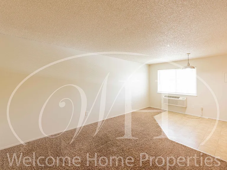 627 N Roosevelt St — Photo 10