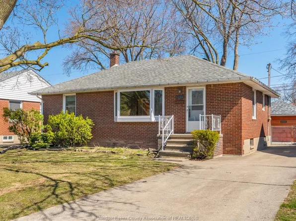 1024 Isabelle Pl, Windsor, ON N8S 3B2