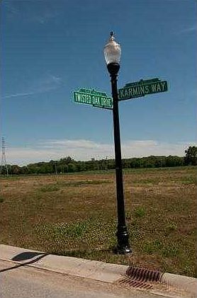 5th image of 8352 N Twisted Oak Dr