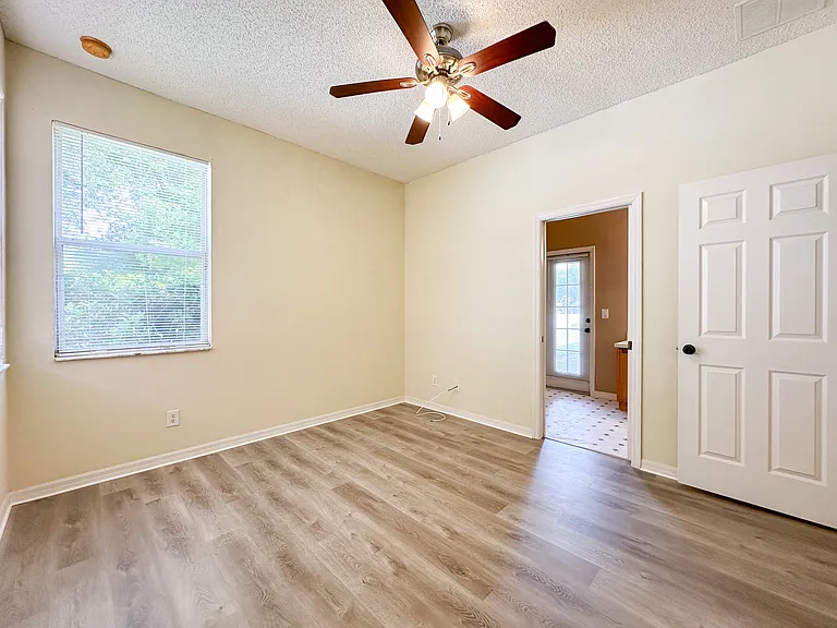 2776 Cabernet Cir — Photo 25