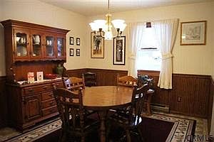 5th image of 115 Pond View Ct S