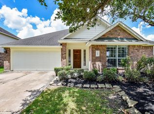 1902 Orchard Spring Dr, Pearland, TX 77581
