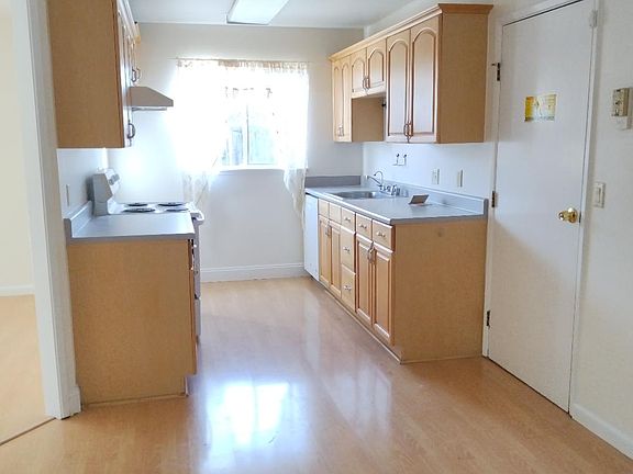 2nd image of 1088 Prouty Way