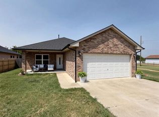 903 NW 102nd St, Oklahoma City, OK 73114