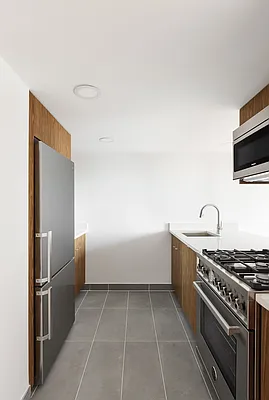 100 Jane Street #2E