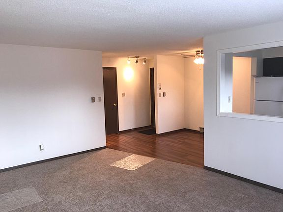 Entry and dining area