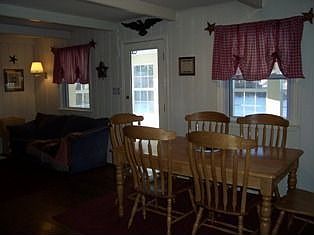 Breakfast room