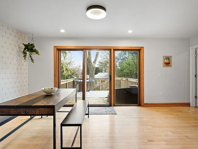 321 Glenway St — Photo 26