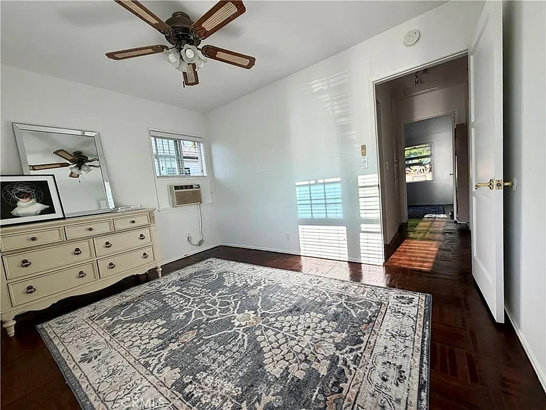 7002 Aura Ave — Photo 37