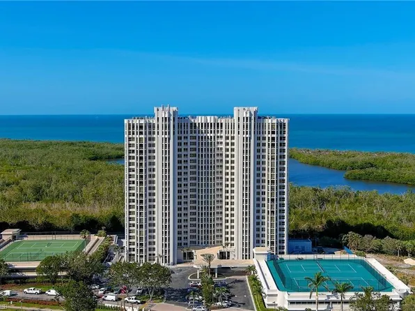 6849 Grenadier Blvd 905, Naples, FL 34108