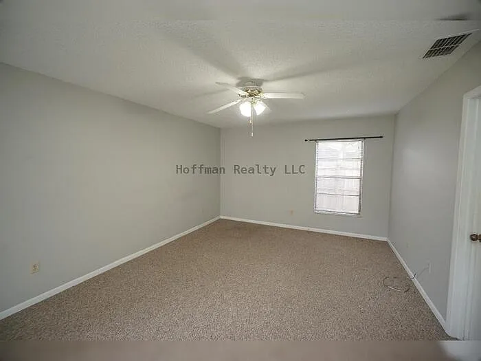 8755 Hampden Dr — Photo 18