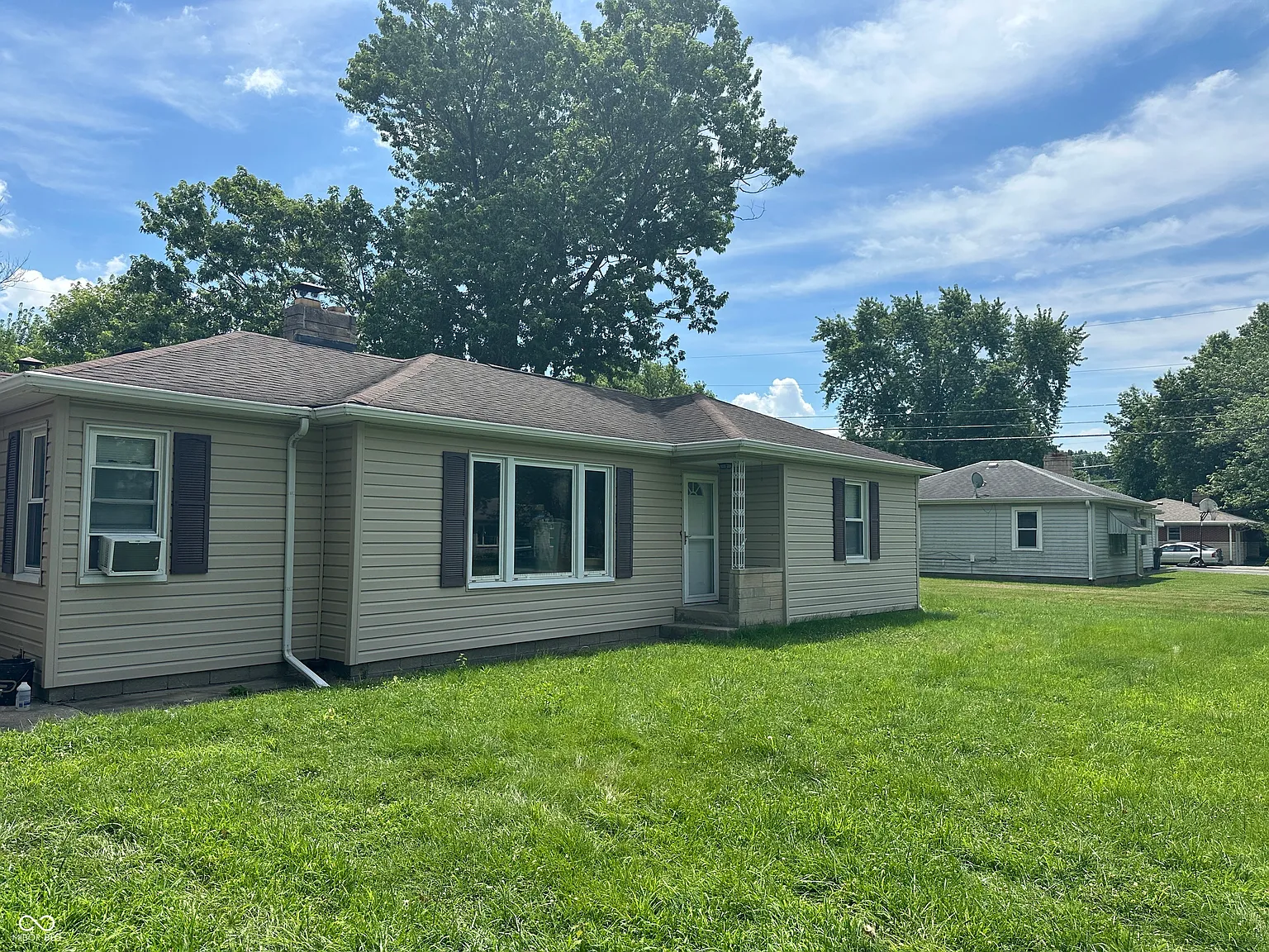 497 S Hendricks Dr photo 1