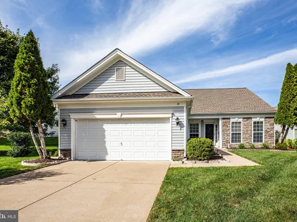 19 Shadwell Ct, Fredericksburg, VA 22406