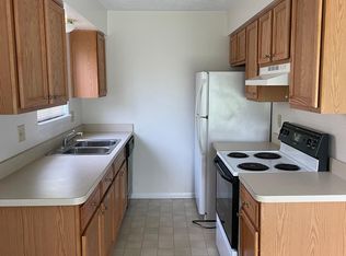 2718 Narraganset Dr #1, Lansing, MI 48910